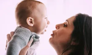 Jak odstawić niemowlę od piersi? Porady i doświadczenia mam