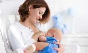 Karmienie piersią przy biegunce: Czy to bezpieczne? Porady dla mam